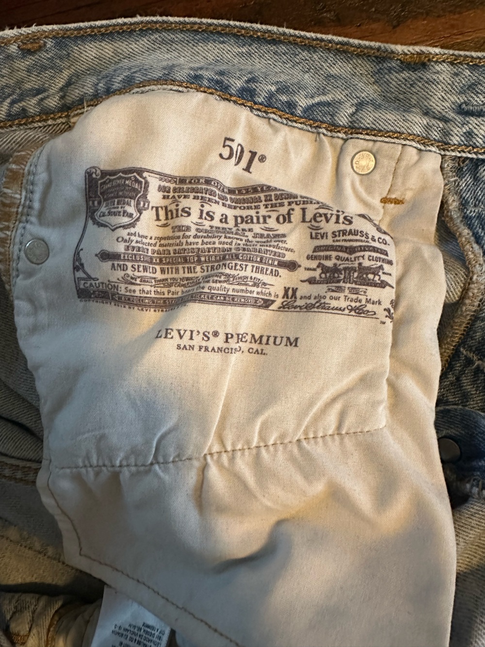 Levi’s 501 Straight Jeans - Picture 8 of 8